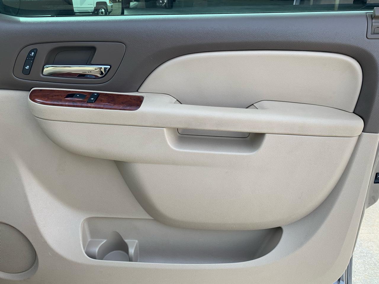 Chevrolet Silverado 3500HD 2WD Crew Cab 167.7" LTZ 2013