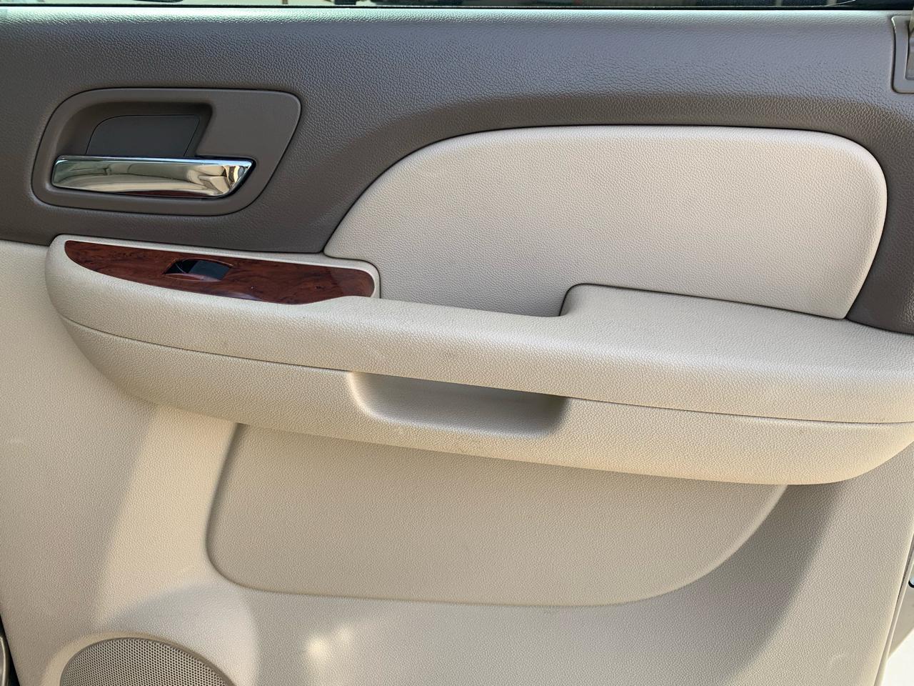 Chevrolet Silverado 3500HD 2WD Crew Cab 167.7" LTZ 2013