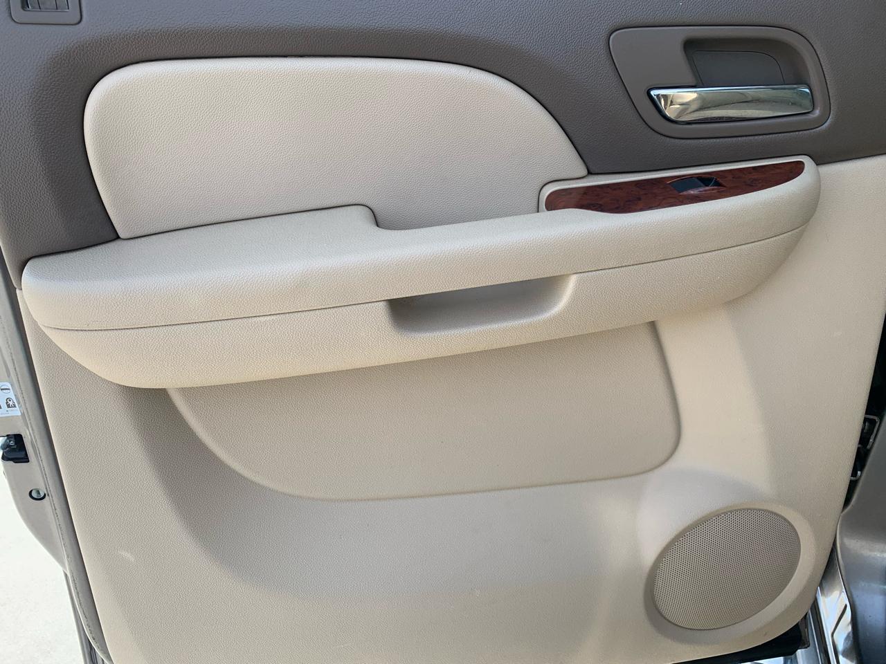 Chevrolet Silverado 3500HD 2WD Crew Cab 167.7" LTZ 2013