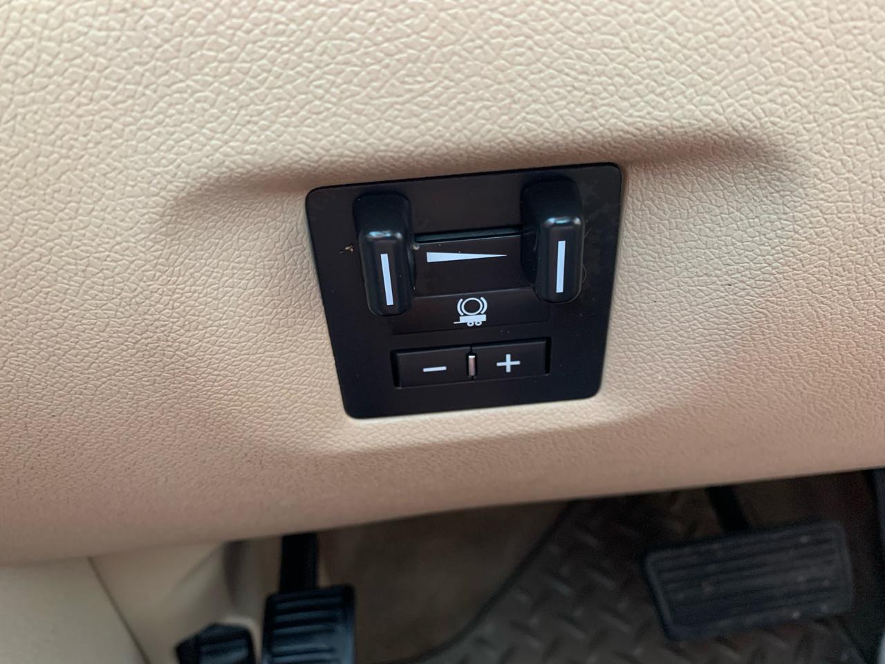 Chevrolet Silverado 3500HD 2WD Crew Cab 167.7" LTZ 2013