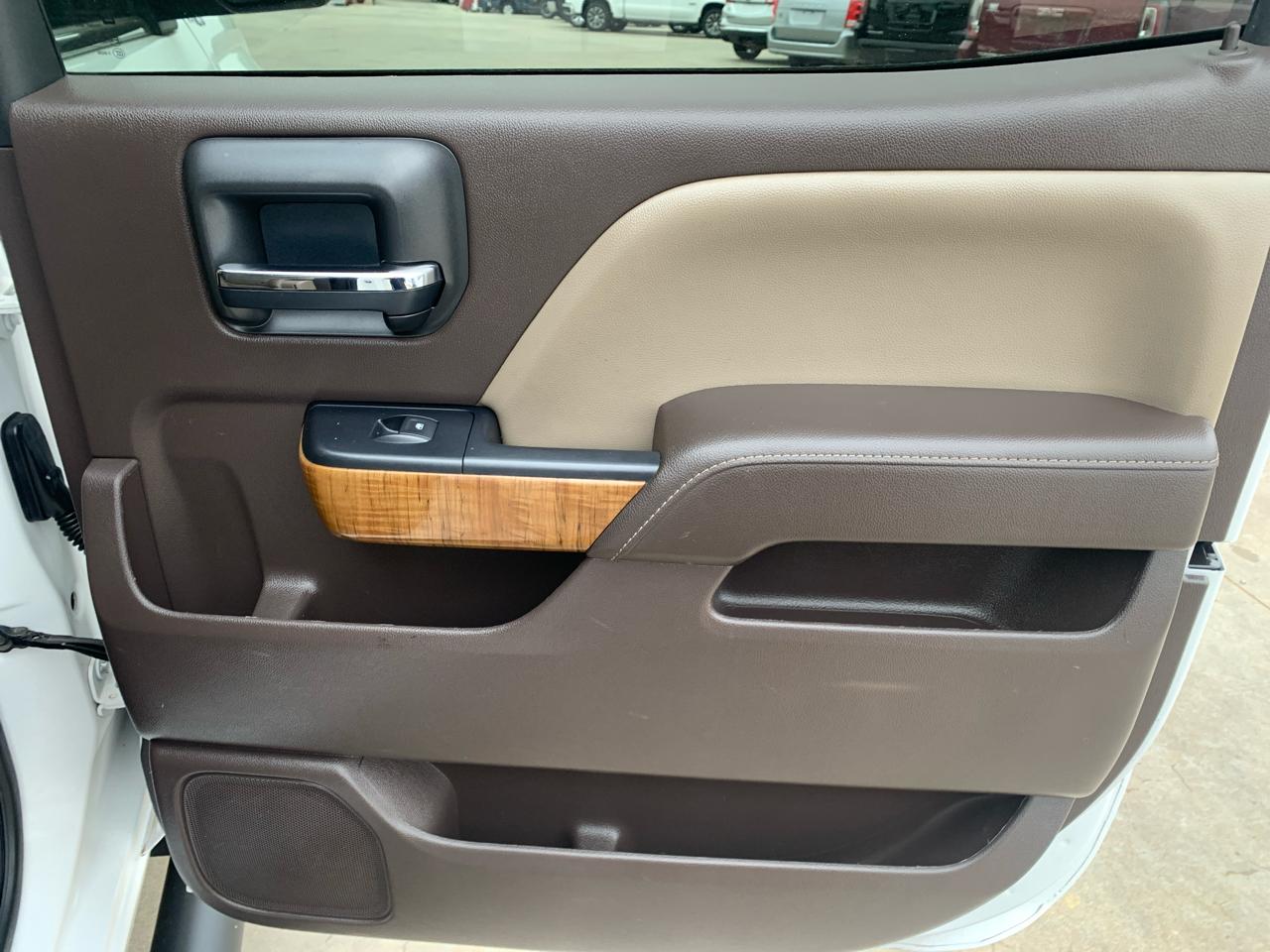 GMC Sierra 1500 4WD Crew Cab 143.5" SLT 2017