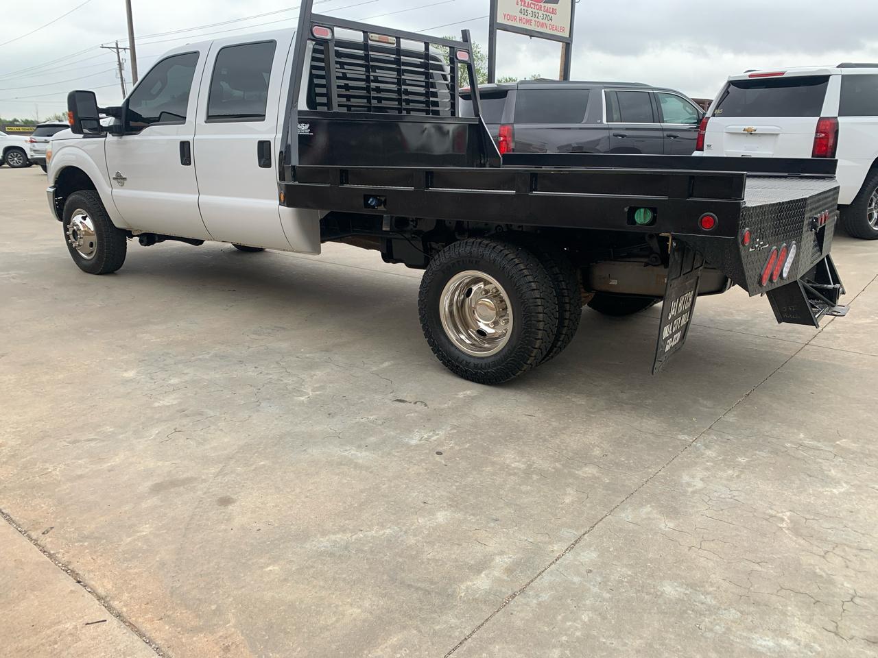 Ford Super Duty F-350 DRW 4WD Crew Cab 172" XL 2014