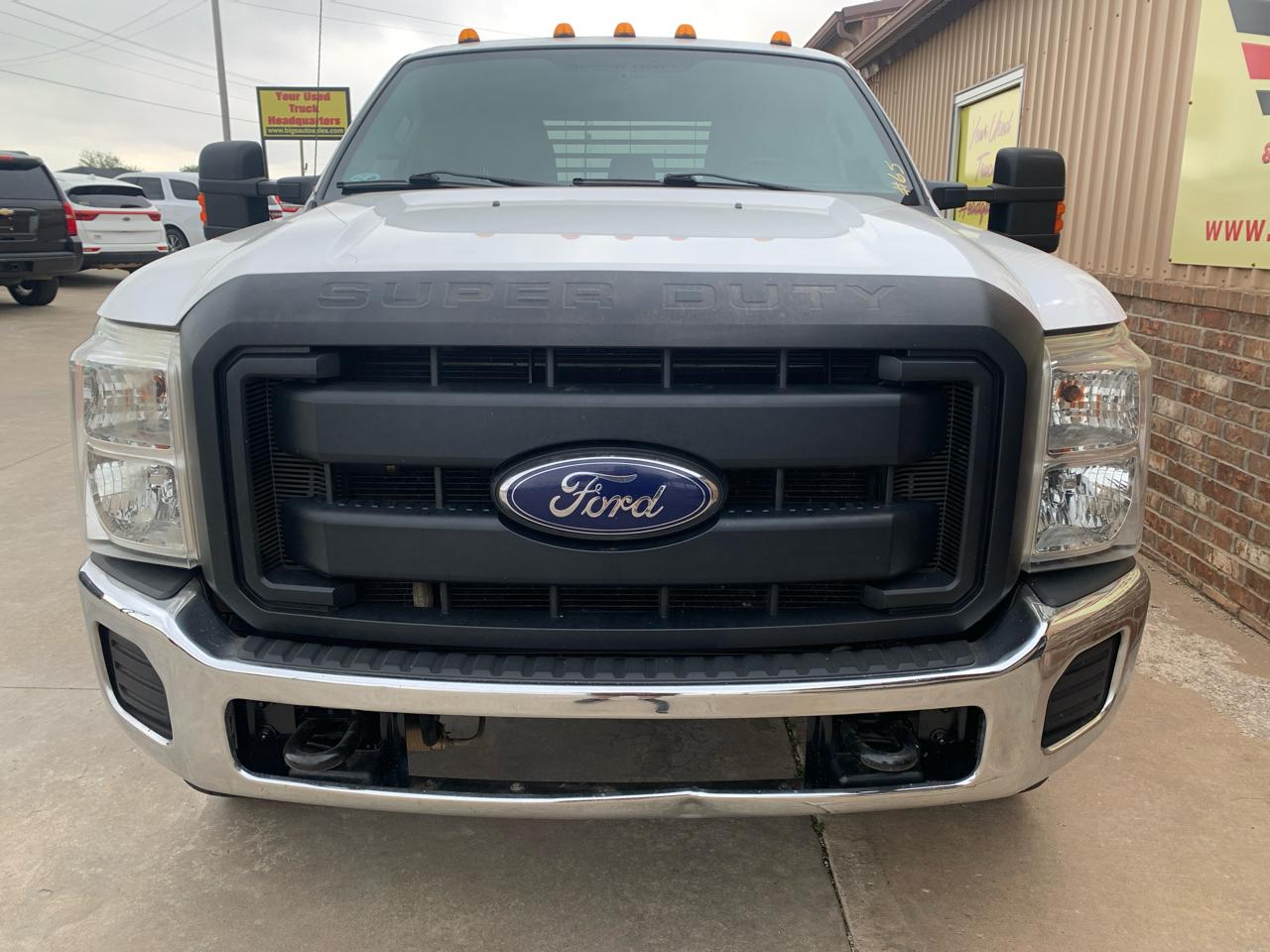 Ford Super Duty F-350 DRW 4WD Crew Cab 172" XL 2014
