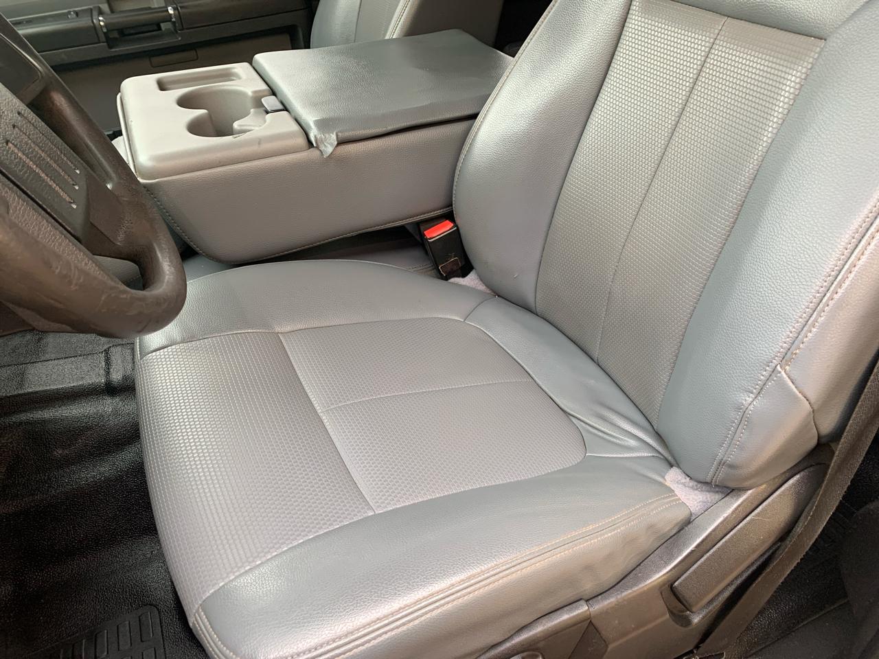 Ford Super Duty F-350 DRW 4WD Crew Cab 172" XL 2014