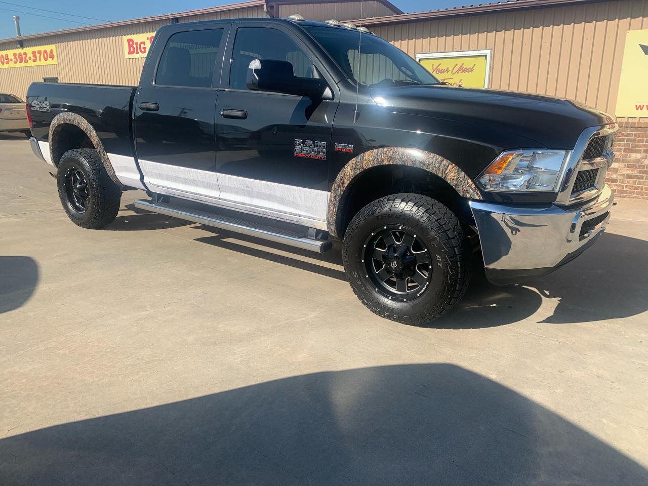 RAM 2500 Tradesman 4x4 Crew Cab 6'4" Box 2018