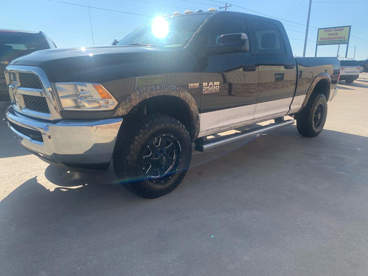 RAM 2500 Tradesman 4x4 Crew Cab 6'4" Box 2018