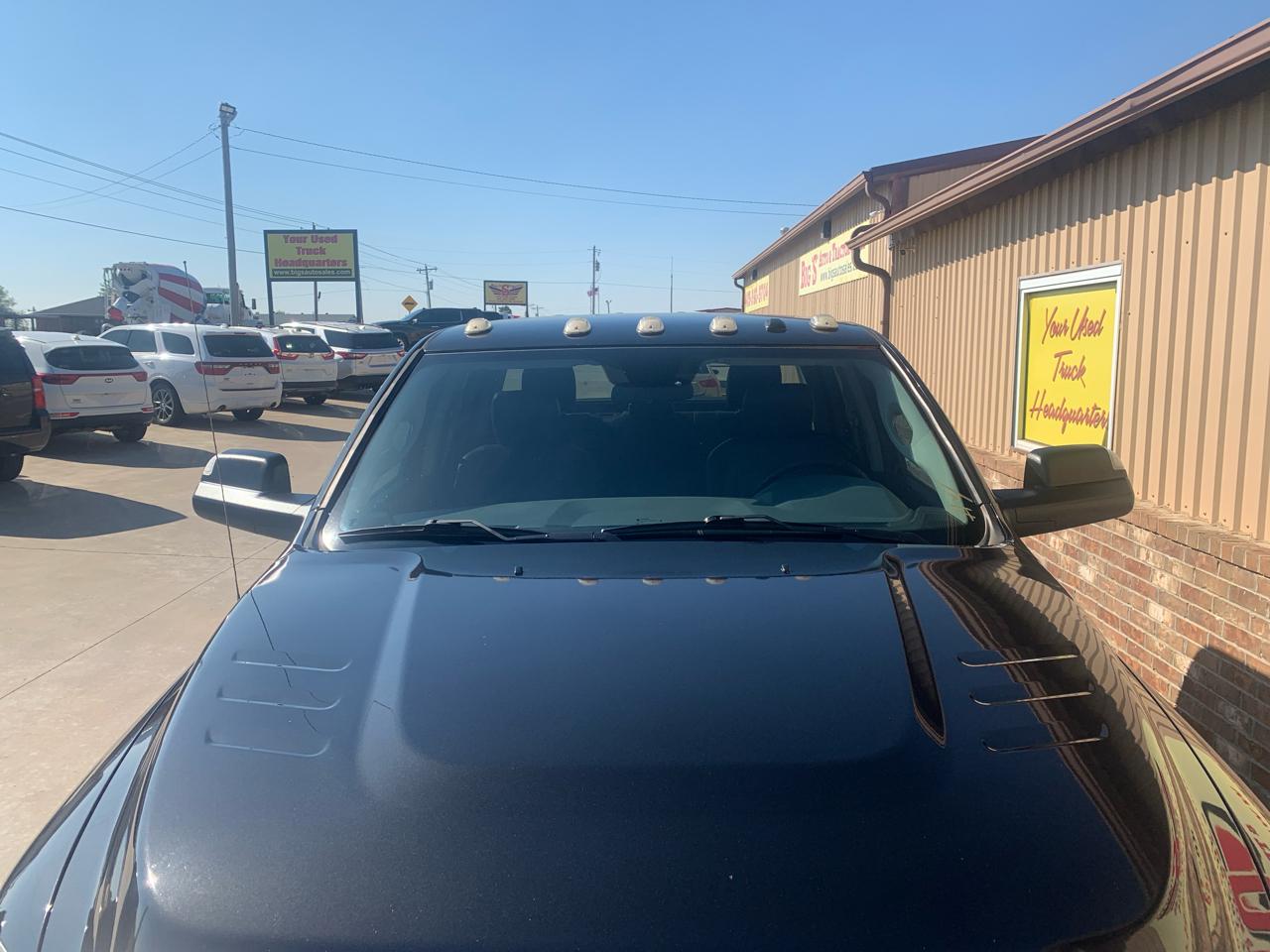 RAM 2500 Tradesman 4x4 Crew Cab 6'4" Box 2018