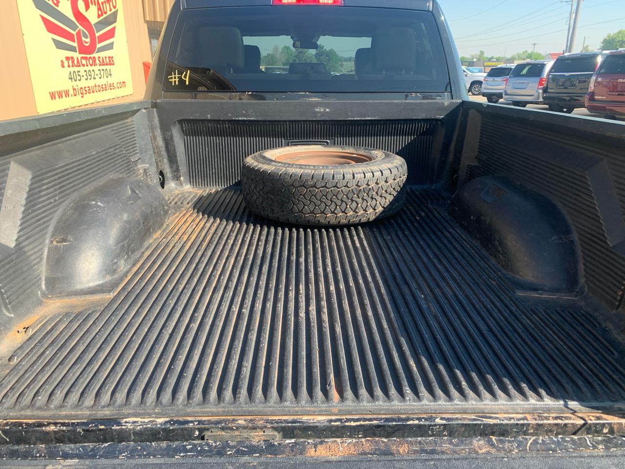 RAM 2500 Tradesman 4x4 Crew Cab 6'4" Box 2018