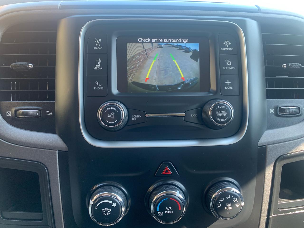 RAM 2500 Tradesman 4x4 Crew Cab 6'4" Box 2018