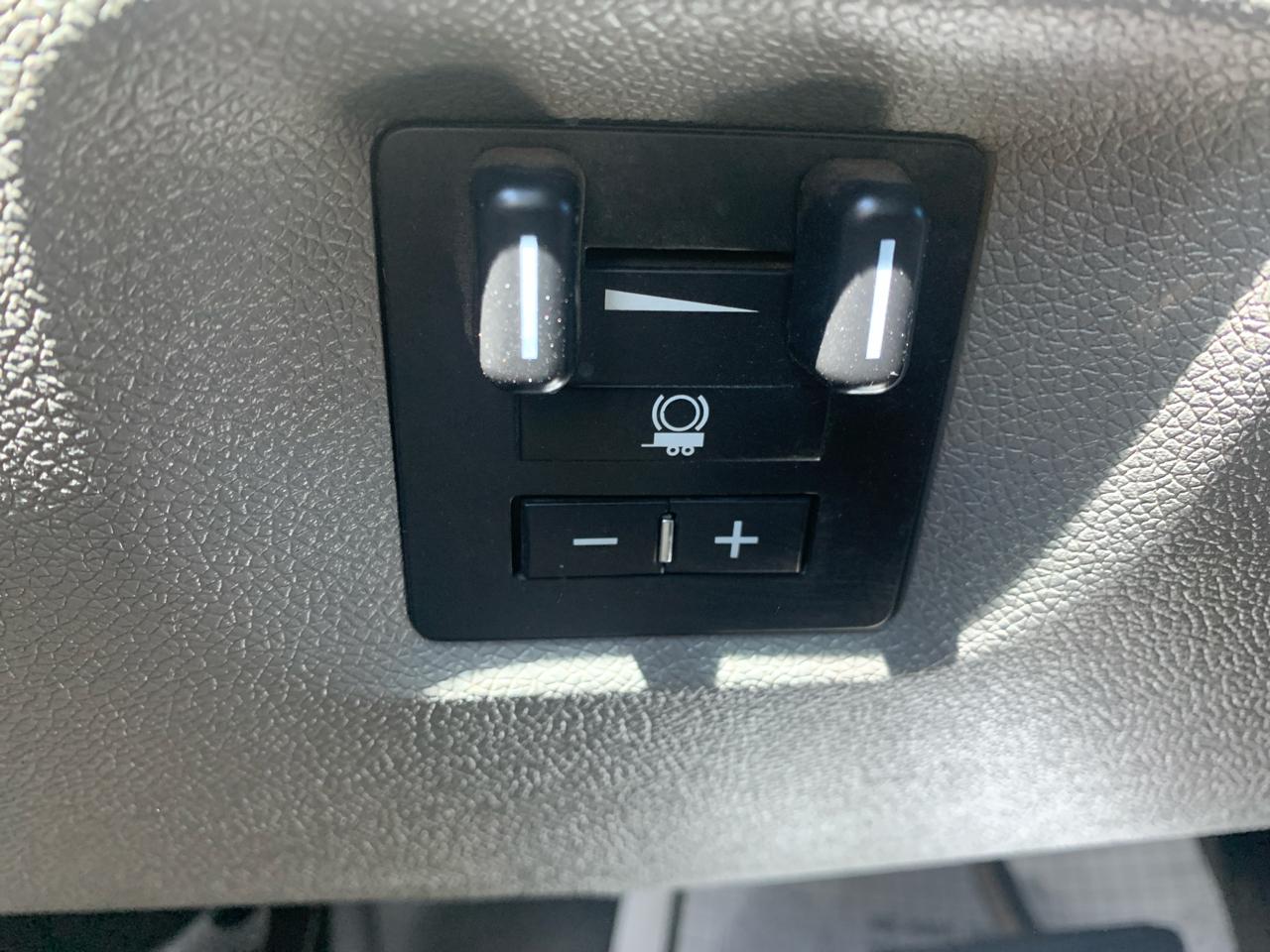 Chevrolet Silverado 3500HD 2WD Ext Cab 158.2" Work Truck 2013