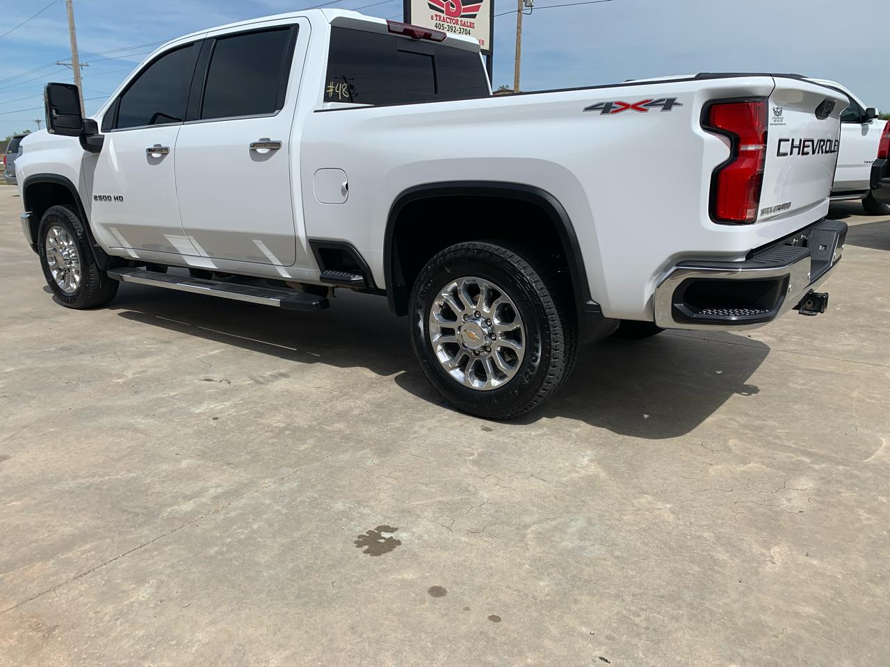 Chevrolet Silverado 2500HD 4WD Crew Cab 159" LTZ 2025