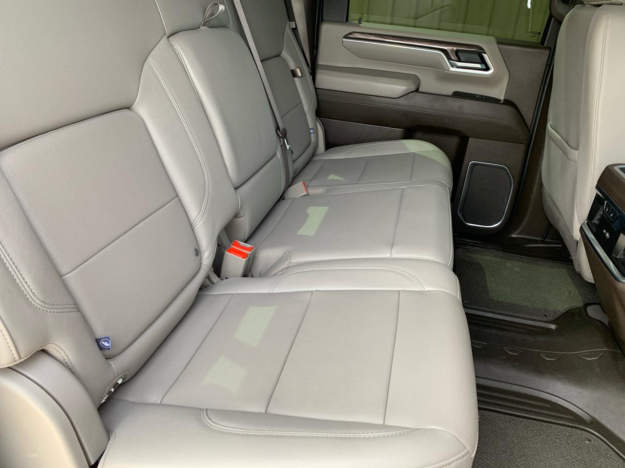 Chevrolet Silverado 2500HD 4WD Crew Cab 159" LTZ 2025