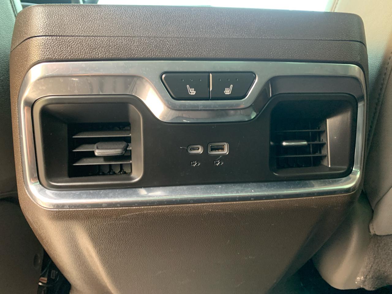 Chevrolet Silverado 2500HD 4WD Crew Cab 159" LTZ 2025