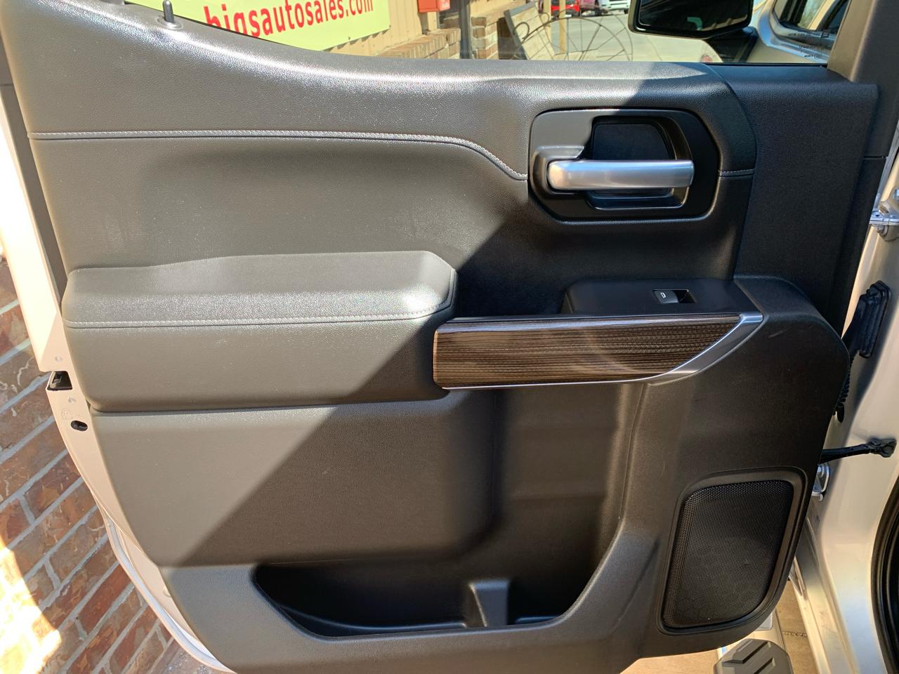 Chevrolet Silverado 1500 4WD Crew Cab 147" RST 2021