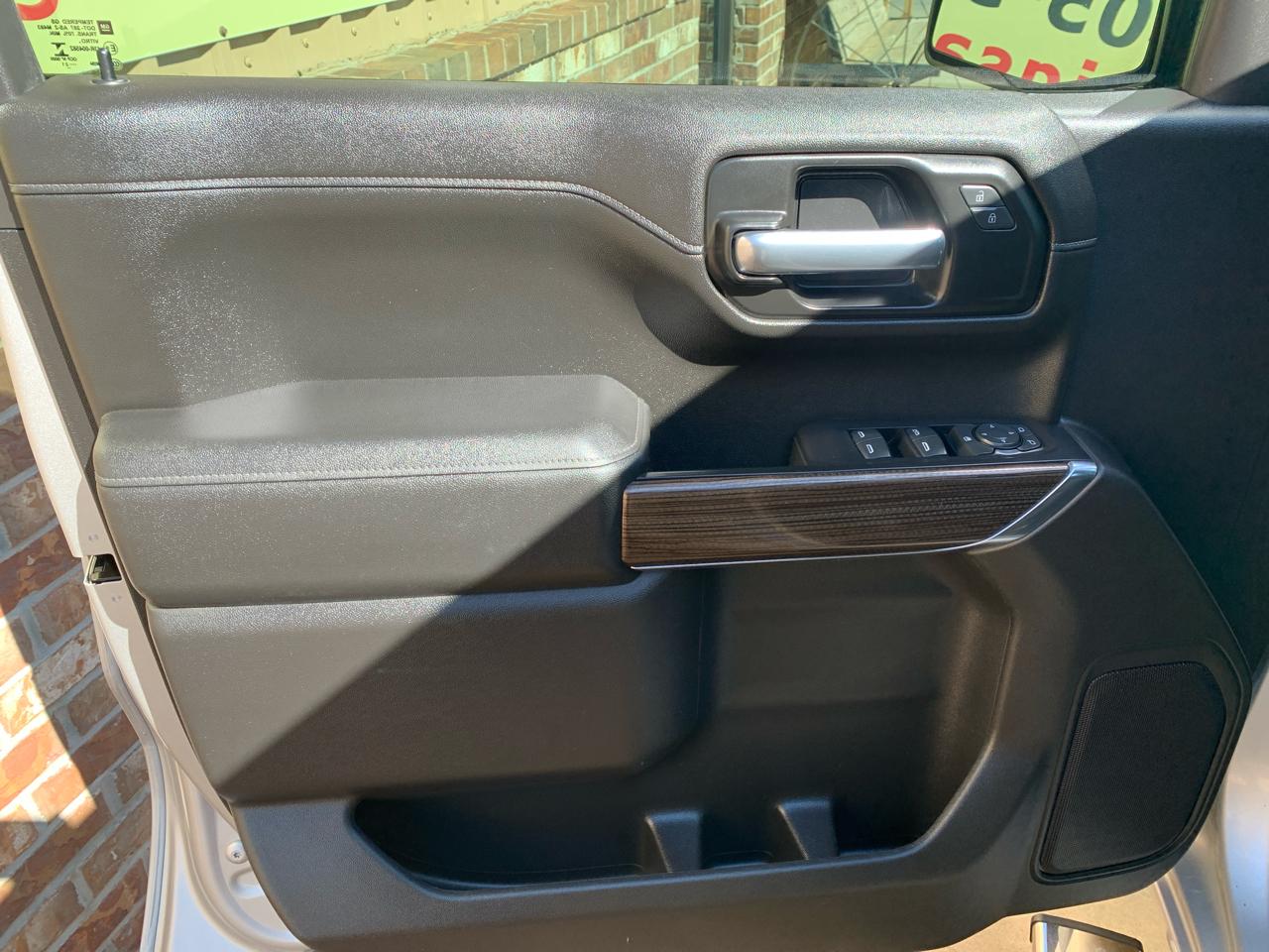 Chevrolet Silverado 1500 4WD Crew Cab 147" RST 2021