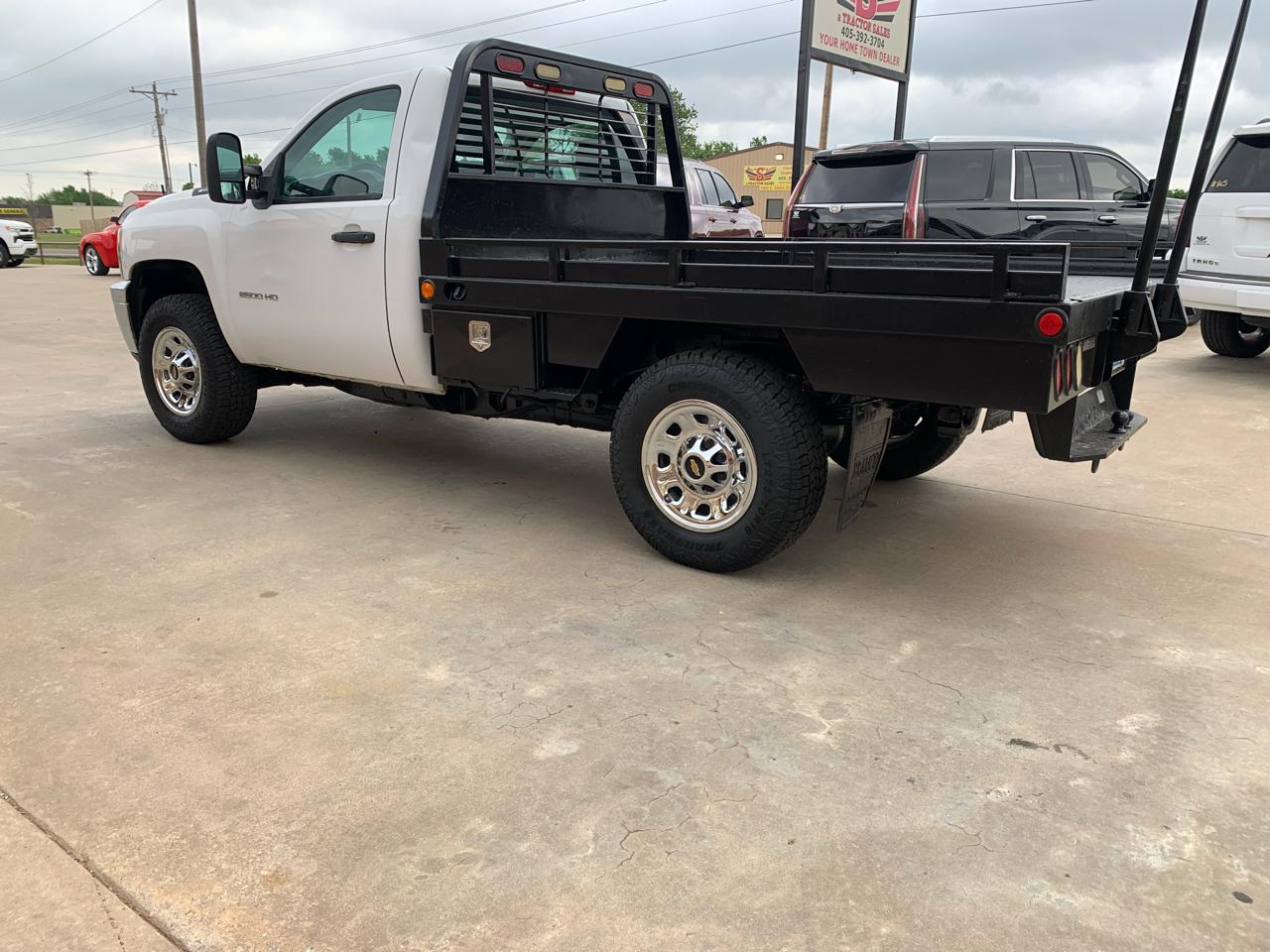 Chevrolet Silverado 2500HD 4WD Reg Cab 133.7" Work Truck 2013