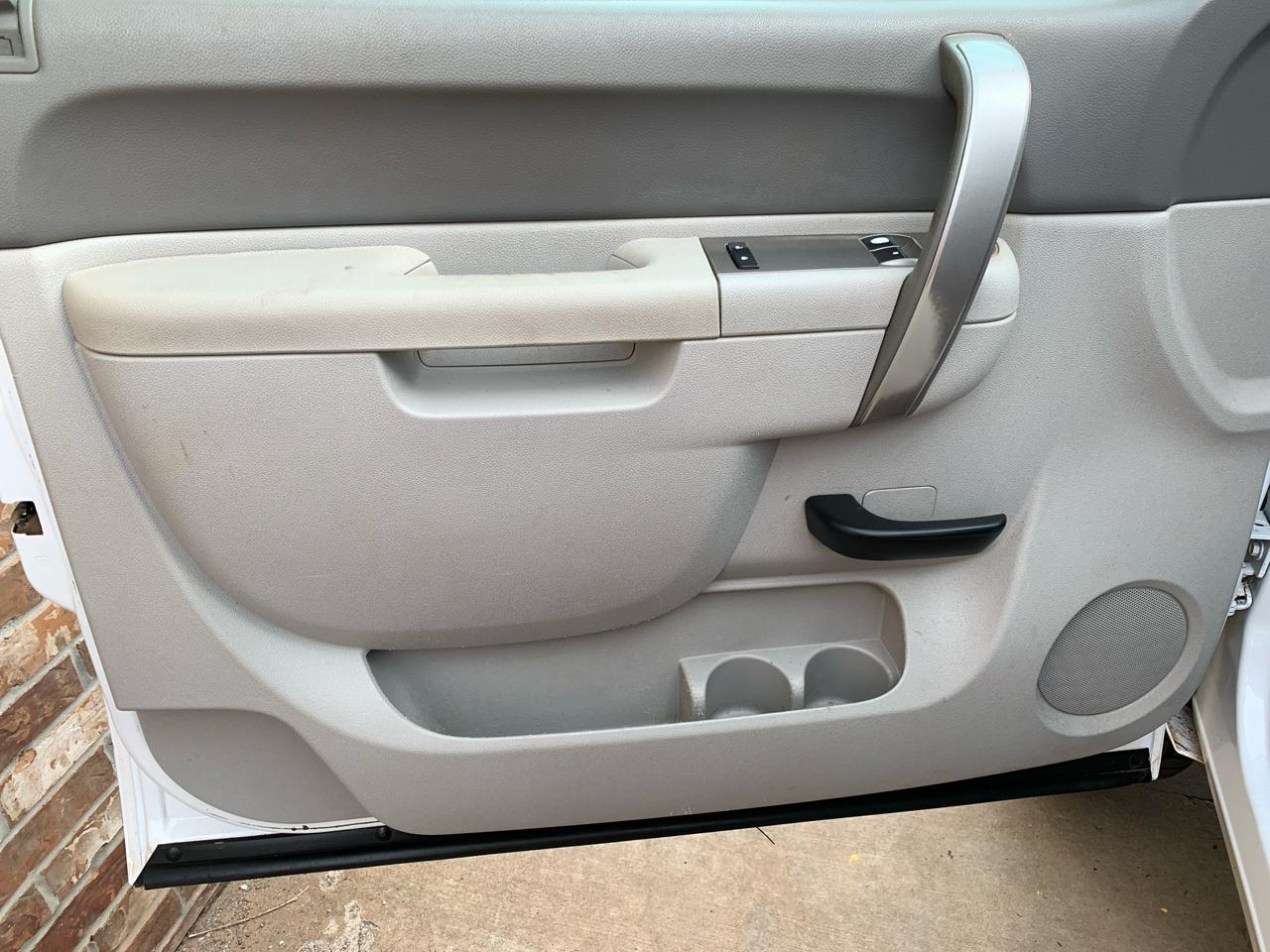 Chevrolet Silverado 2500HD 4WD Reg Cab 133.7" Work Truck 2013