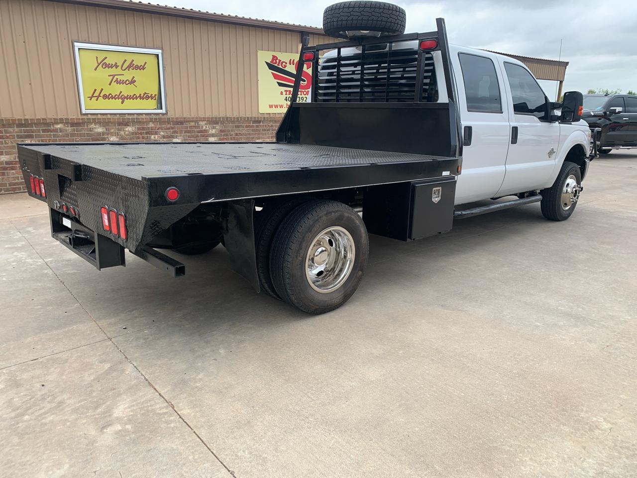 Ford Super Duty F-350 DRW 4WD Crew Cab 176" WB 60" CA XL 2015