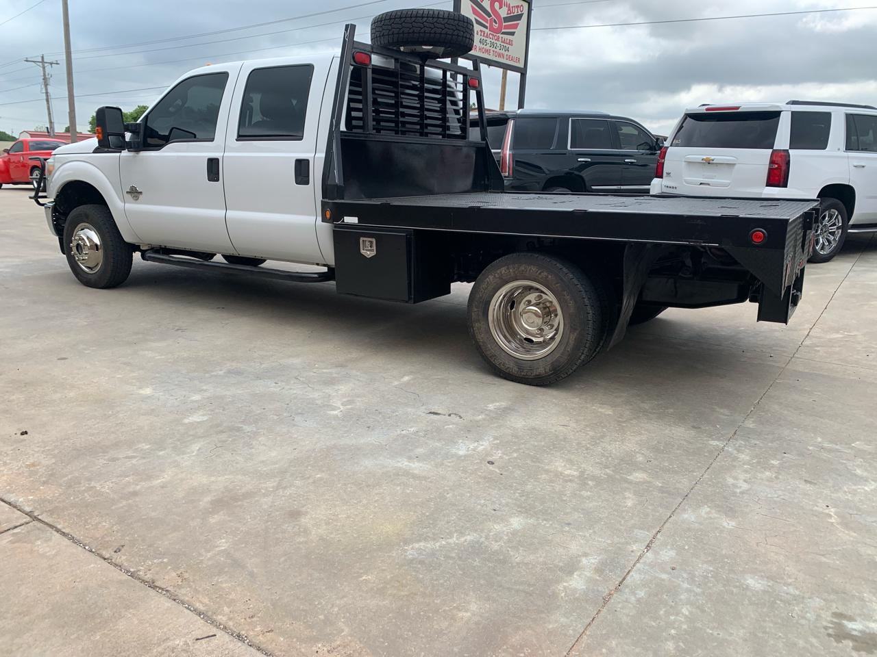 Ford Super Duty F-350 DRW 4WD Crew Cab 176" WB 60" CA XL 2015