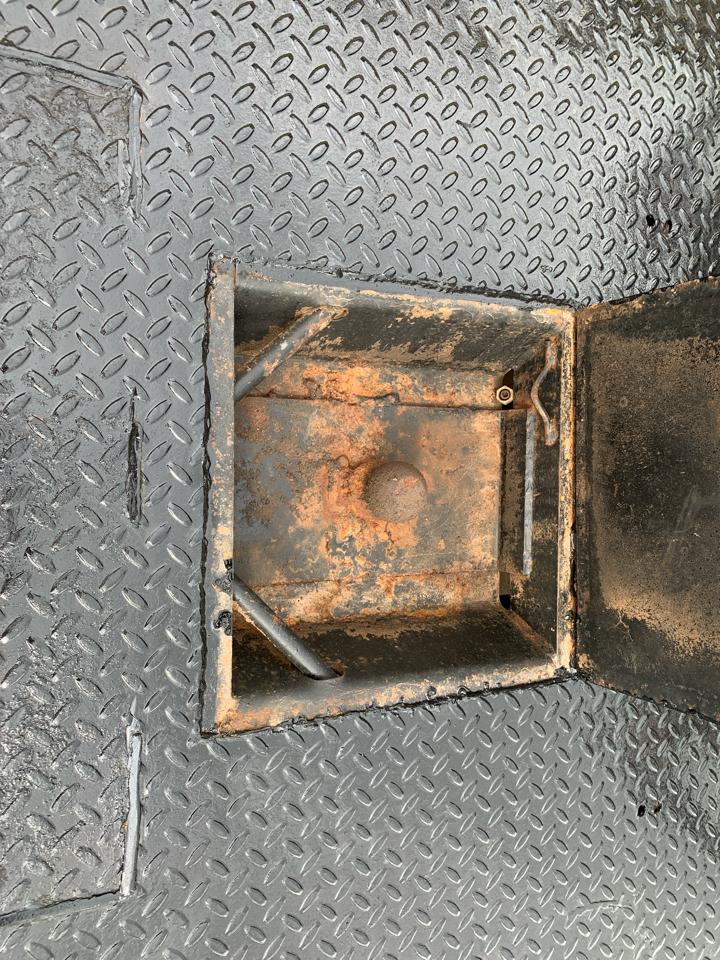 Ford Super Duty F-350 DRW 4WD Crew Cab 176" WB 60" CA XL 2015