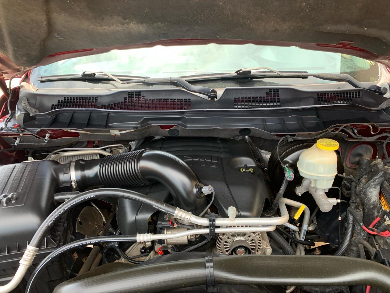 RAM 1500 Laramie 4x4 Crew Cab 5'7" Box 2017