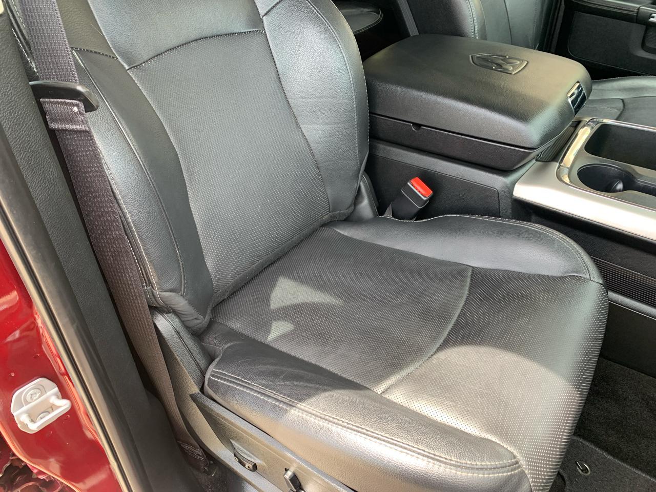 RAM 1500 Laramie 4x4 Crew Cab 5'7" Box 2017