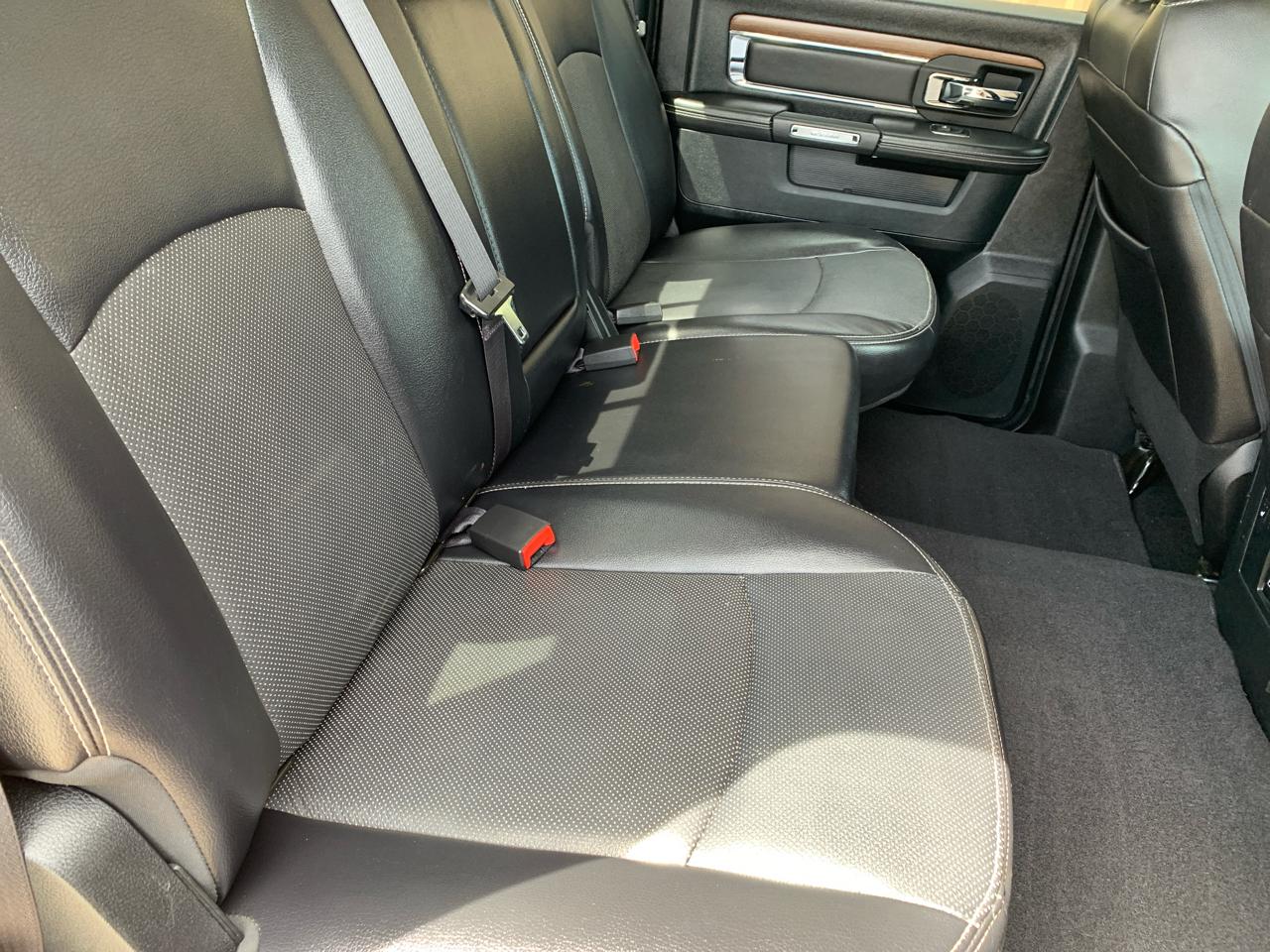 RAM 1500 Laramie 4x4 Crew Cab 5'7" Box 2017