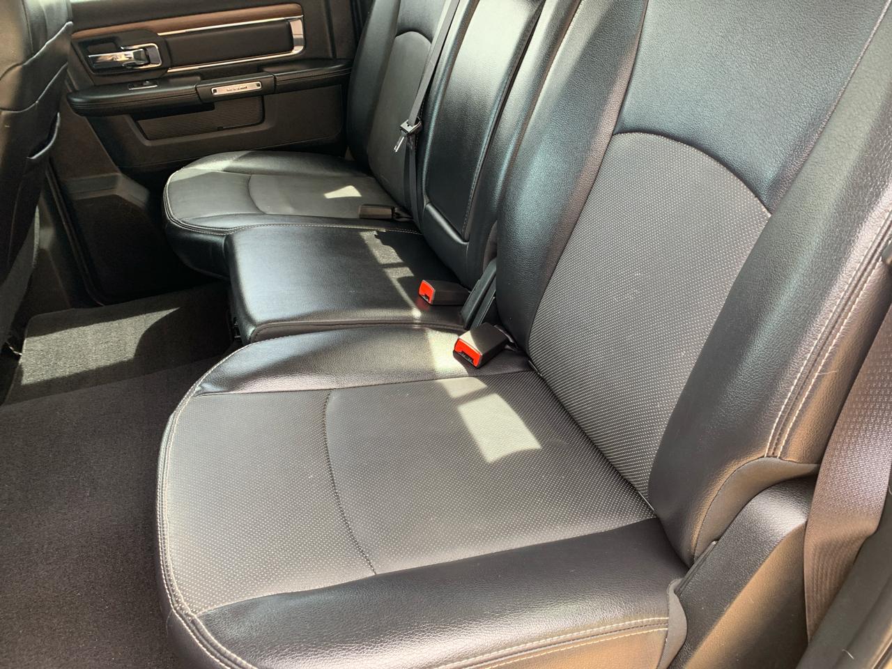 RAM 1500 Laramie 4x4 Crew Cab 5'7" Box 2017