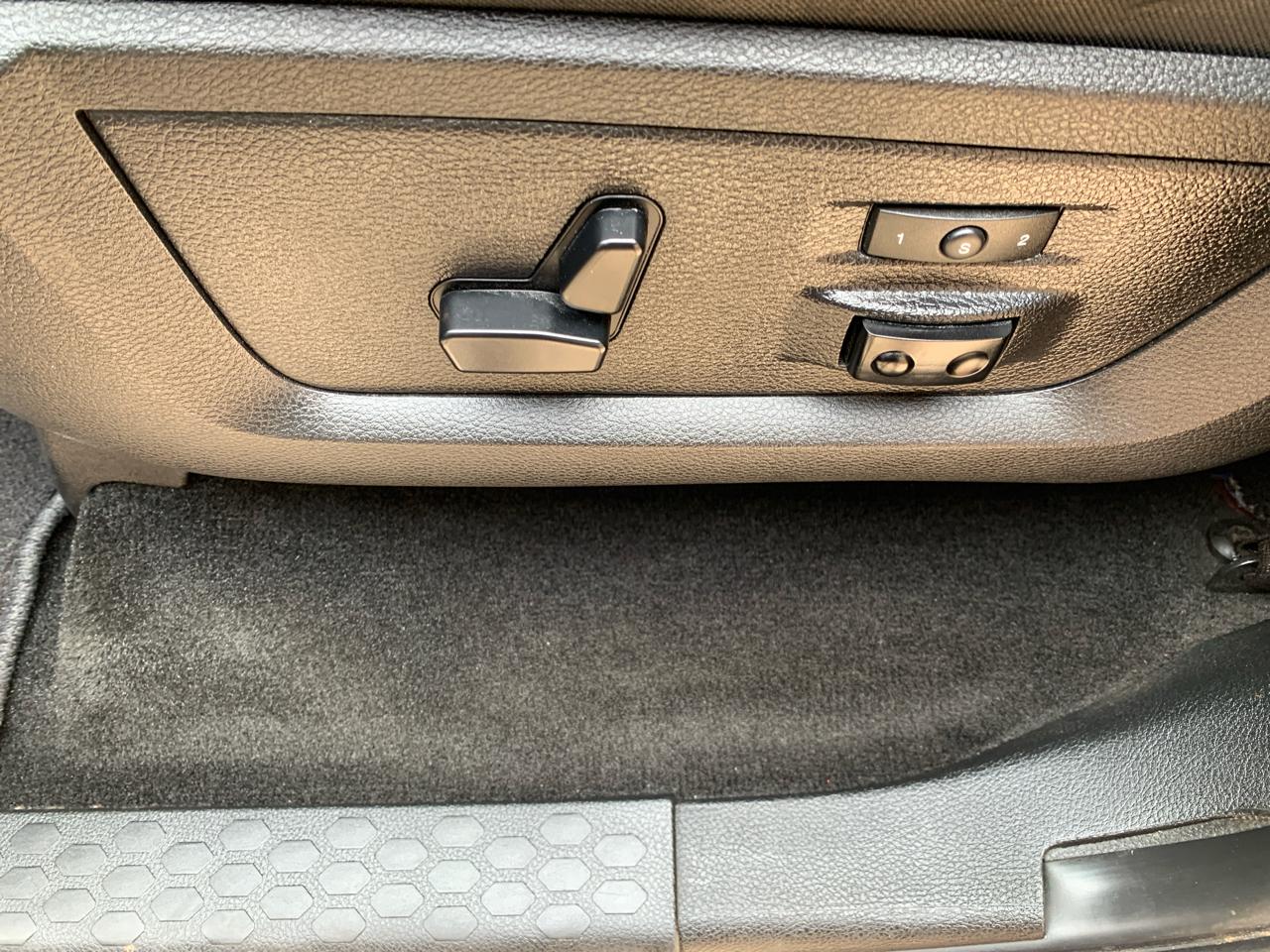 RAM 1500 Laramie 4x4 Crew Cab 5'7" Box 2017