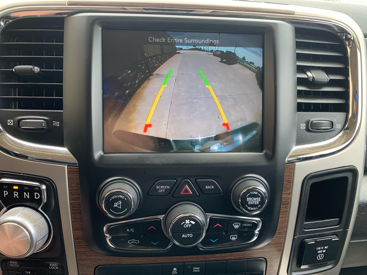 RAM 1500 Laramie 4x4 Crew Cab 5'7" Box 2017