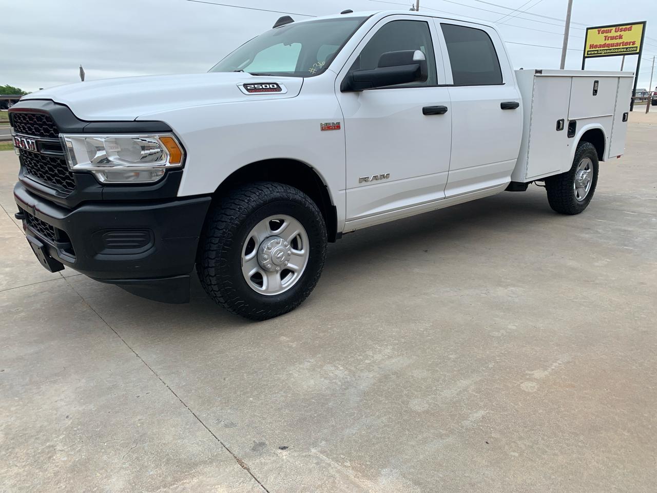 RAM 2500 Tradesman 4x2 Crew Cab 8' Box 2020