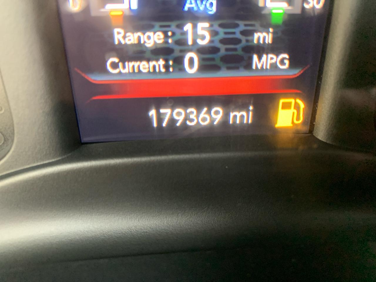 RAM 2500 Tradesman 4x2 Crew Cab 8' Box 2020