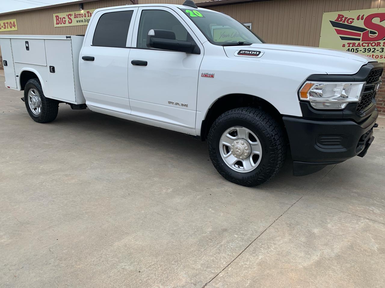 RAM 2500 Tradesman 4x2 Crew Cab 8' Box 2020