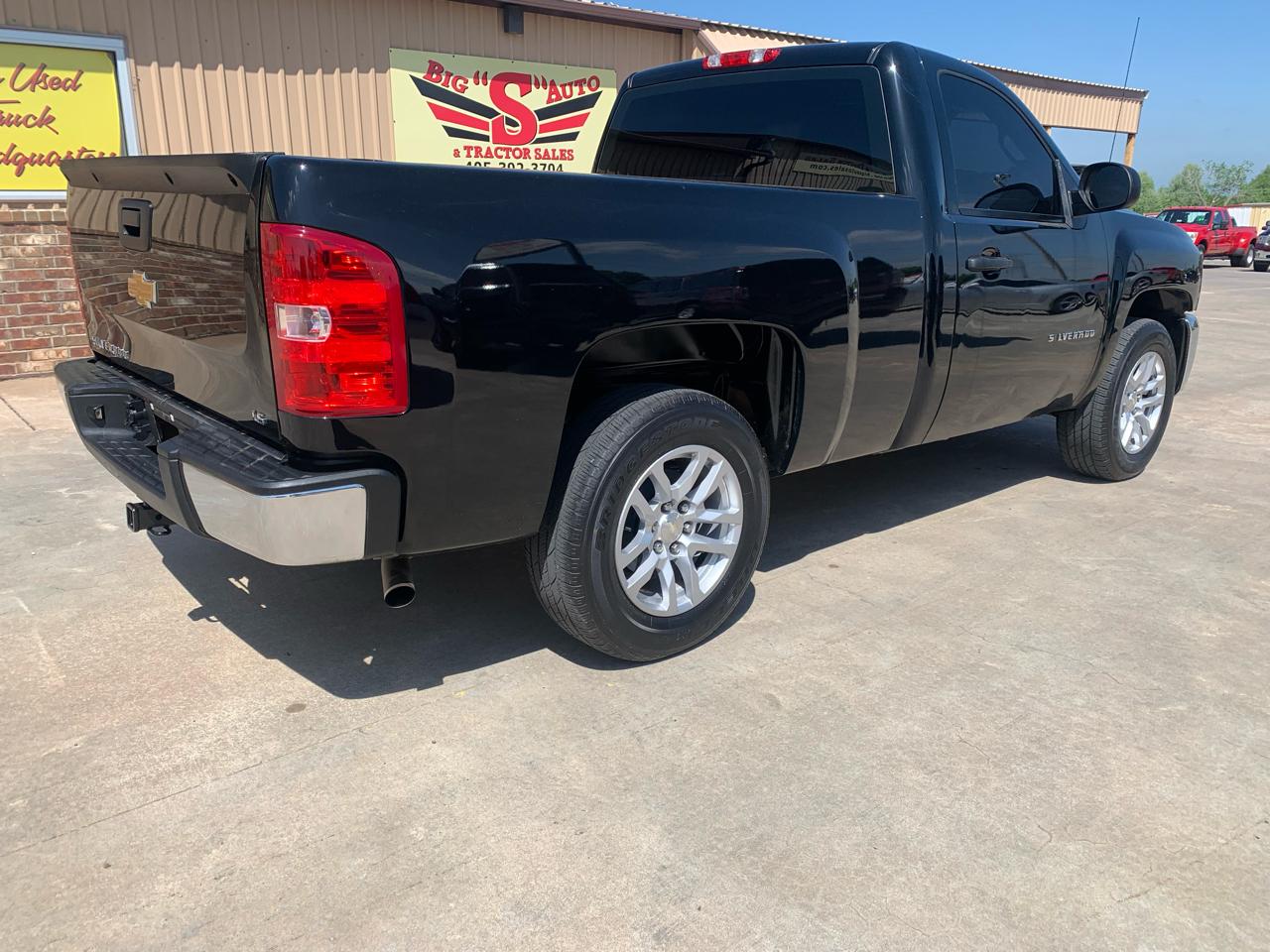 Chevrolet Silverado 1500 2WD Reg Cab 119.0" Work Truck 2013