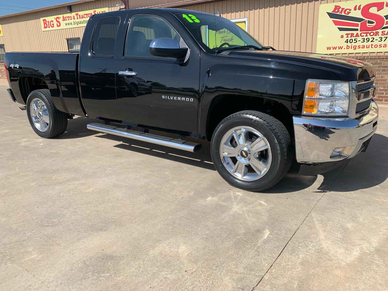2013 Chevrolet Silverado 1500 4WD Ext Cab 143.5" LT