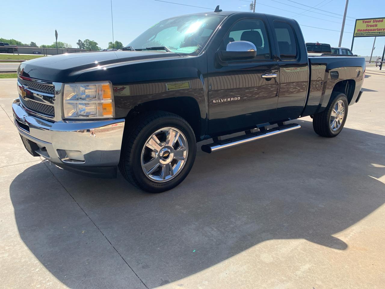 Chevrolet Silverado 1500 4WD Ext Cab 143.5" LT 2013