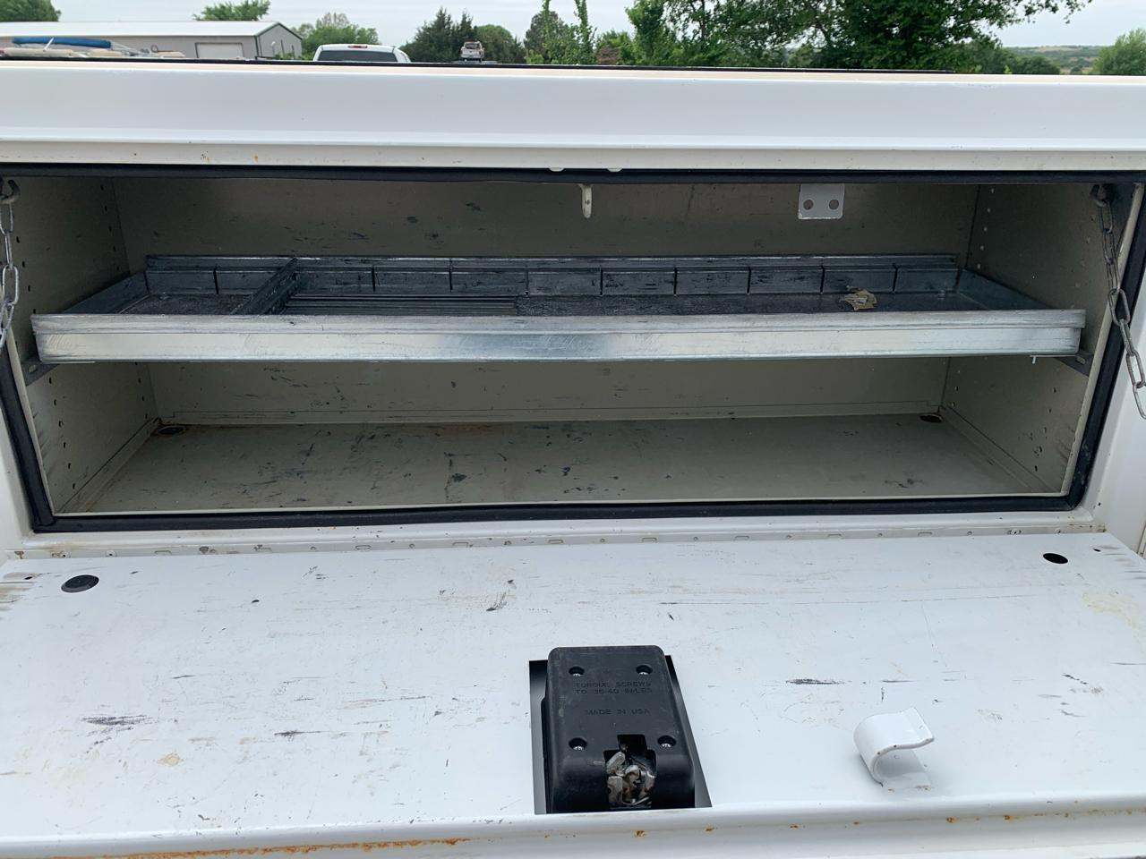 RAM 2500 Tradesman 4x2 Crew Cab 8' Box 2020