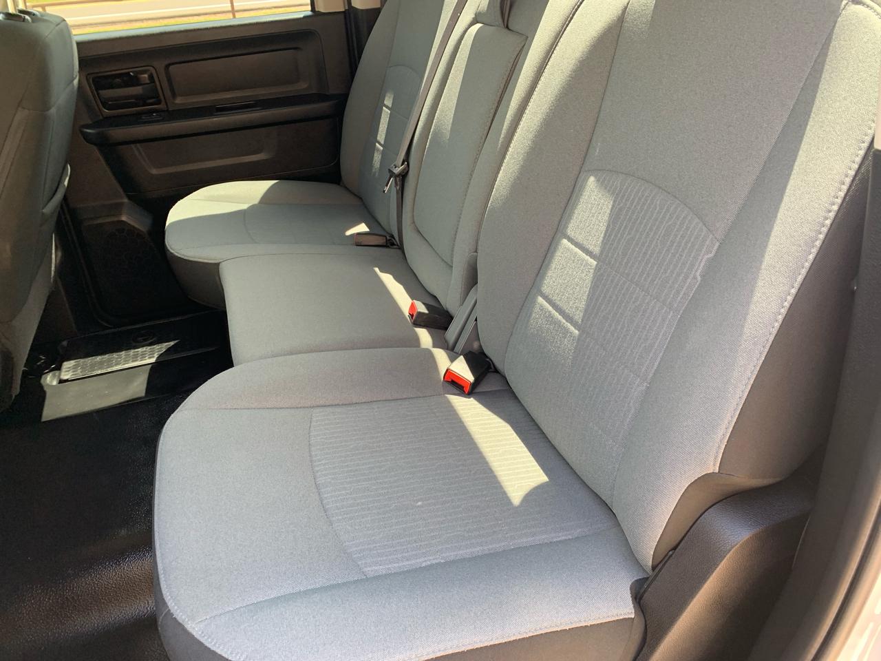 RAM 1500 Classic Tradesman 4x4 Crew Cab 5'7" Box 2021