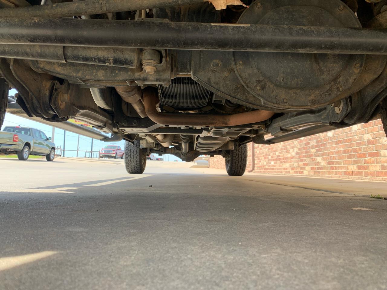 RAM 2500 Tradesman 4x4 Crew Cab 8' Box 2023