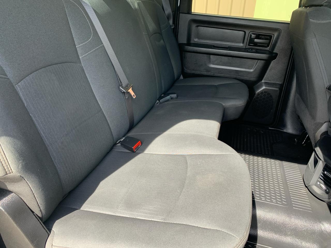RAM 2500 Tradesman 4x4 Crew Cab 8' Box 2023