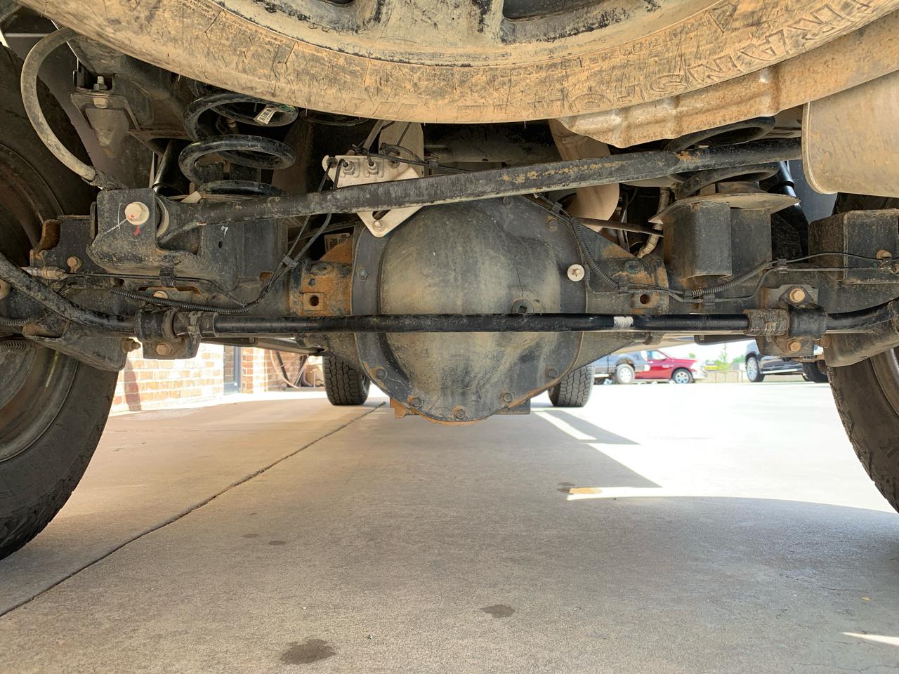 RAM 2500 Tradesman 4x4 Crew Cab 8' Box 2023