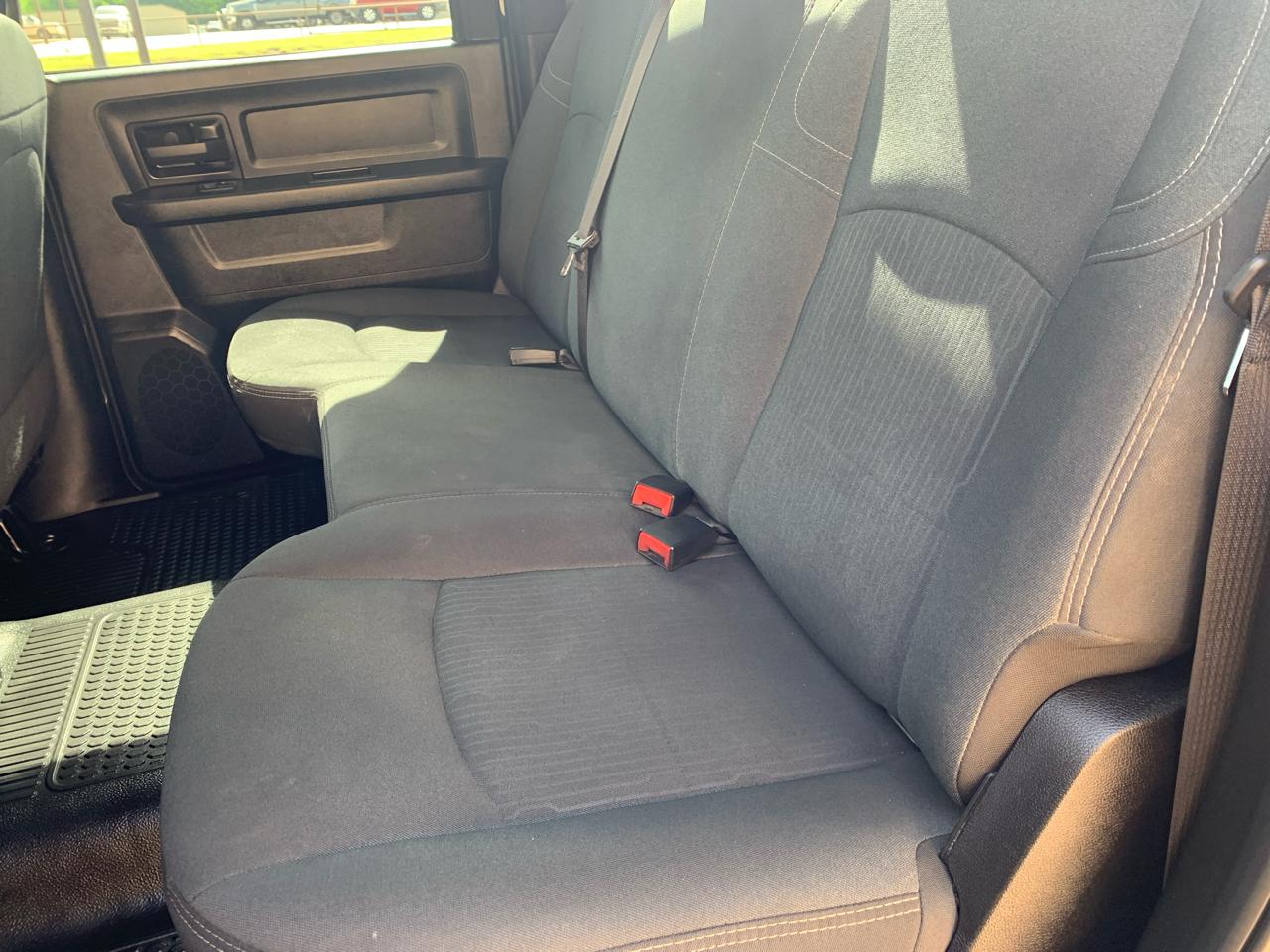 RAM 2500 Tradesman 4x4 Crew Cab 8' Box 2023