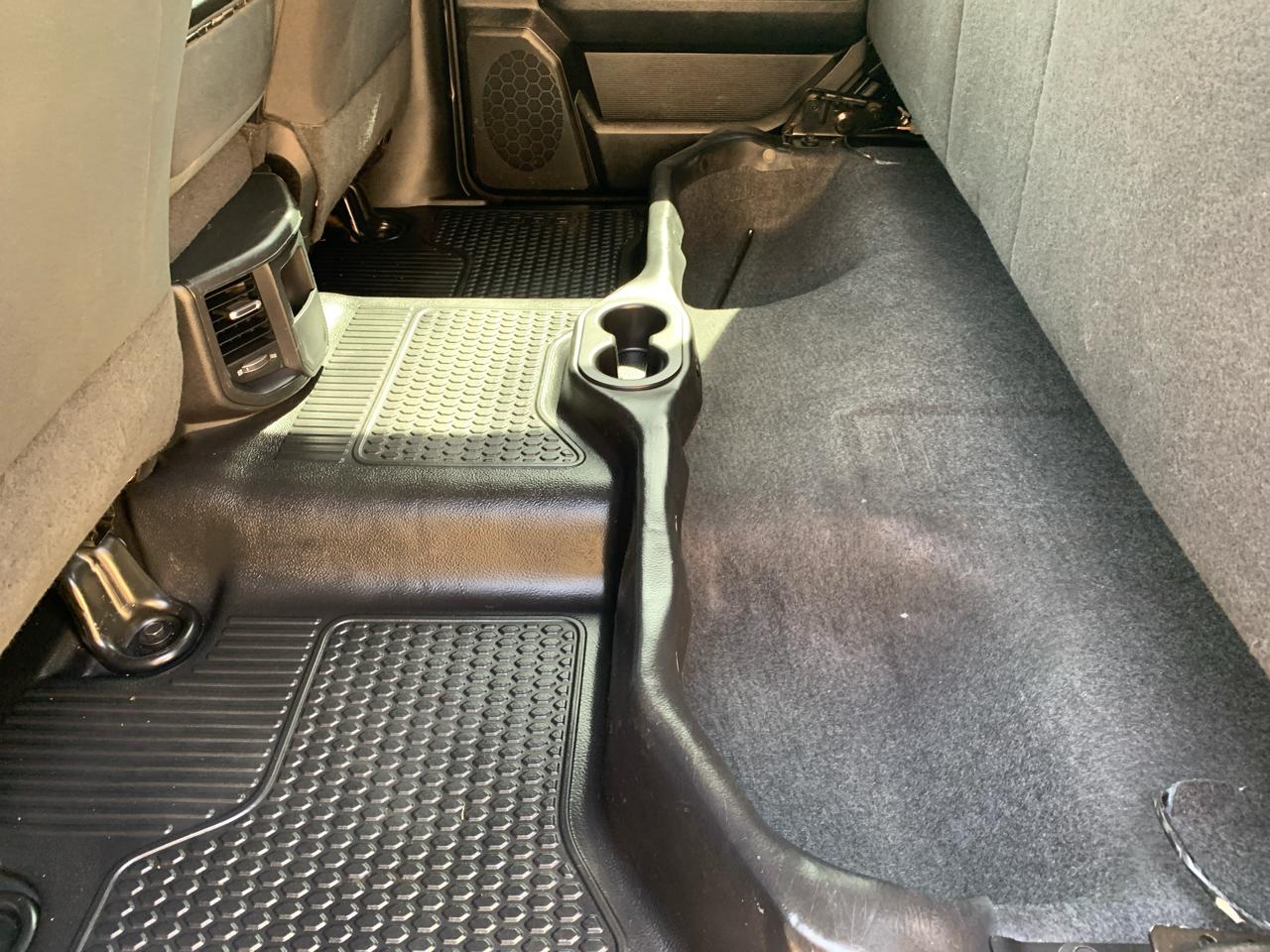 RAM 2500 Tradesman 4x4 Crew Cab 8' Box 2023