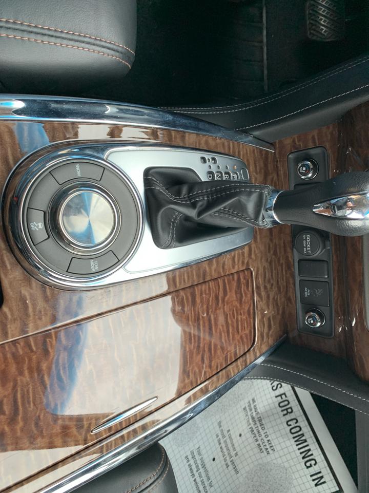 Nissan Armada 4x2 Platinum 2017