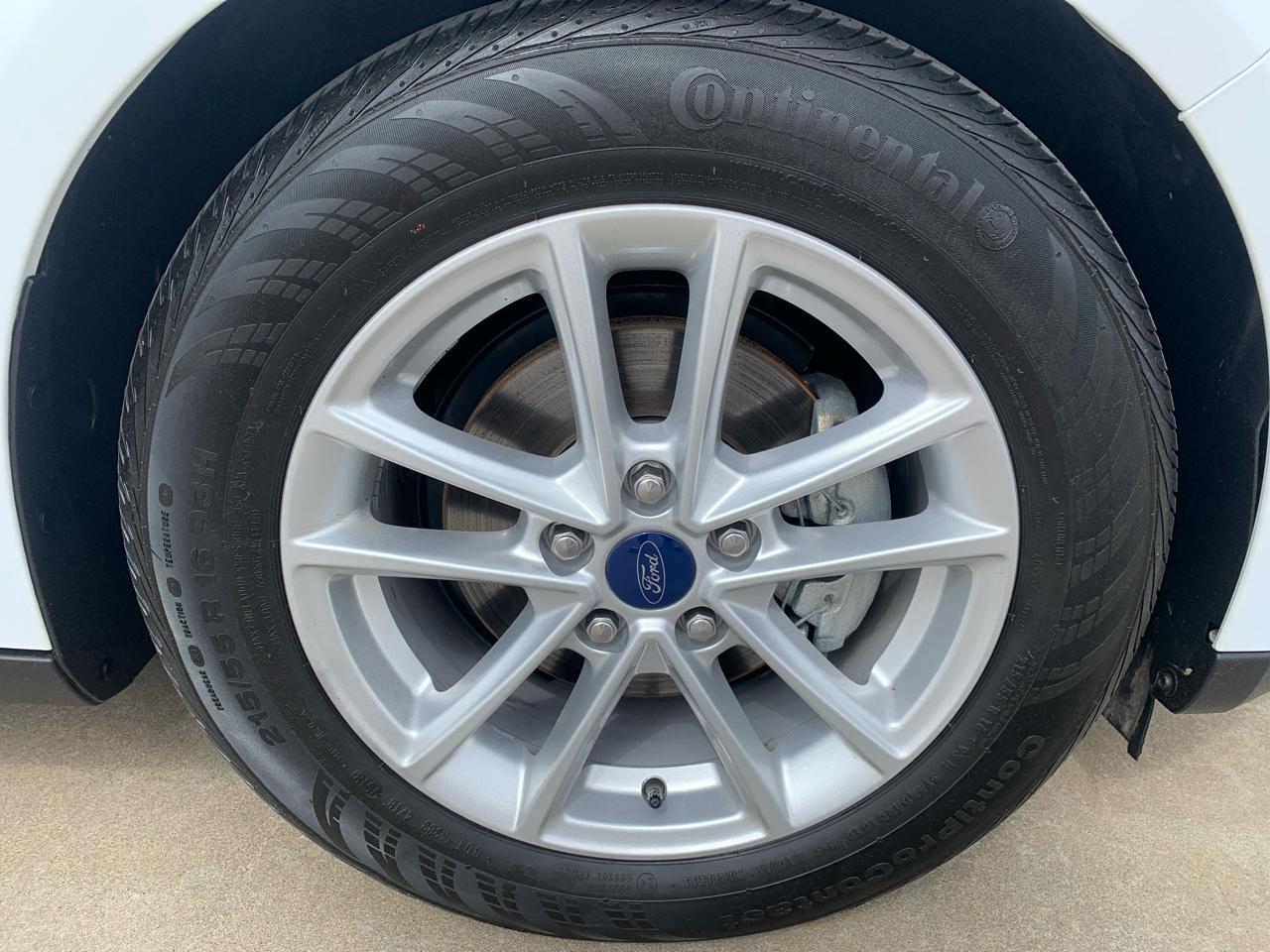 Ford Focus SE Sedan 2018