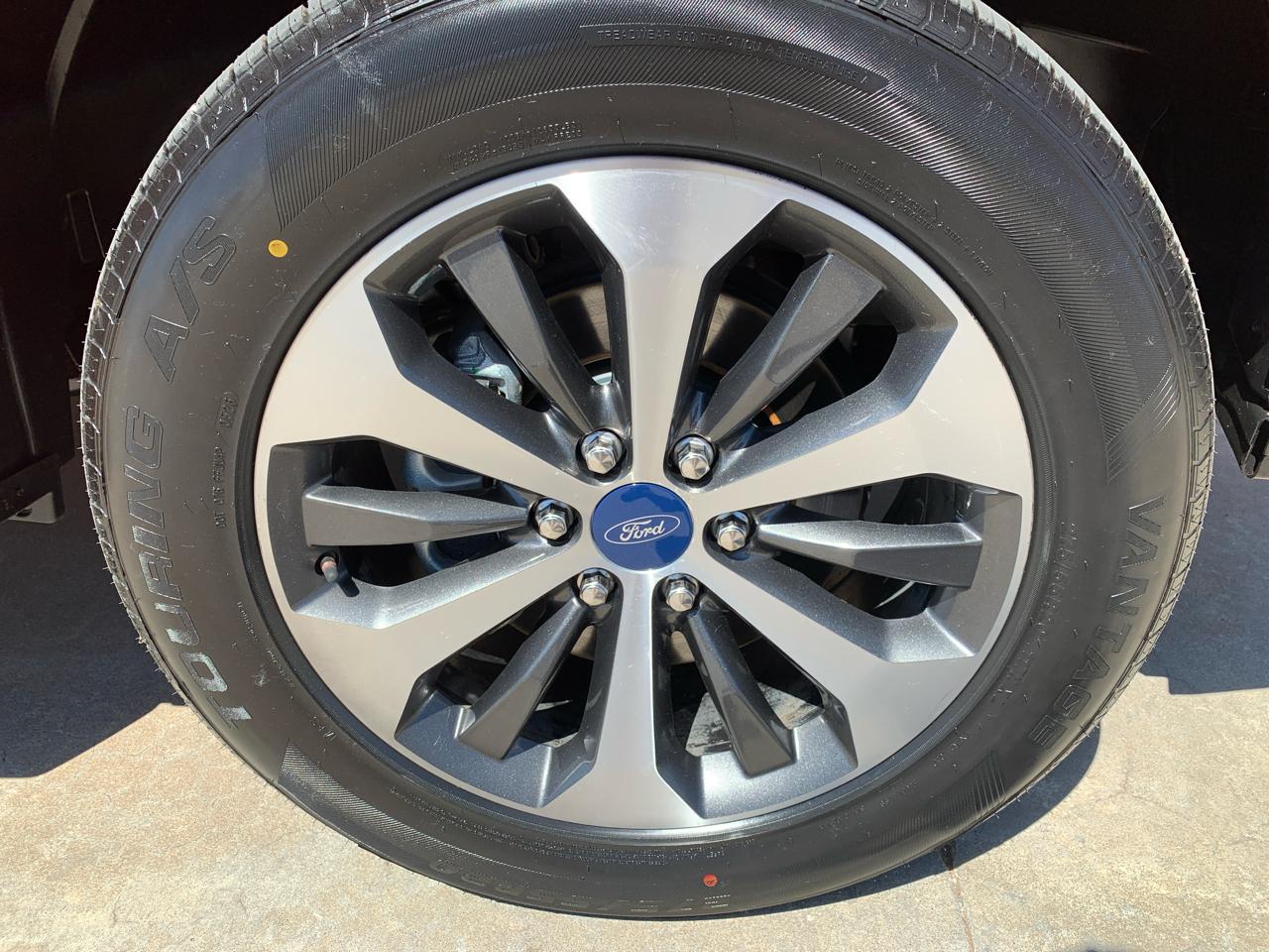 Ford F-150 2WD SuperCrew 145" STX 2020