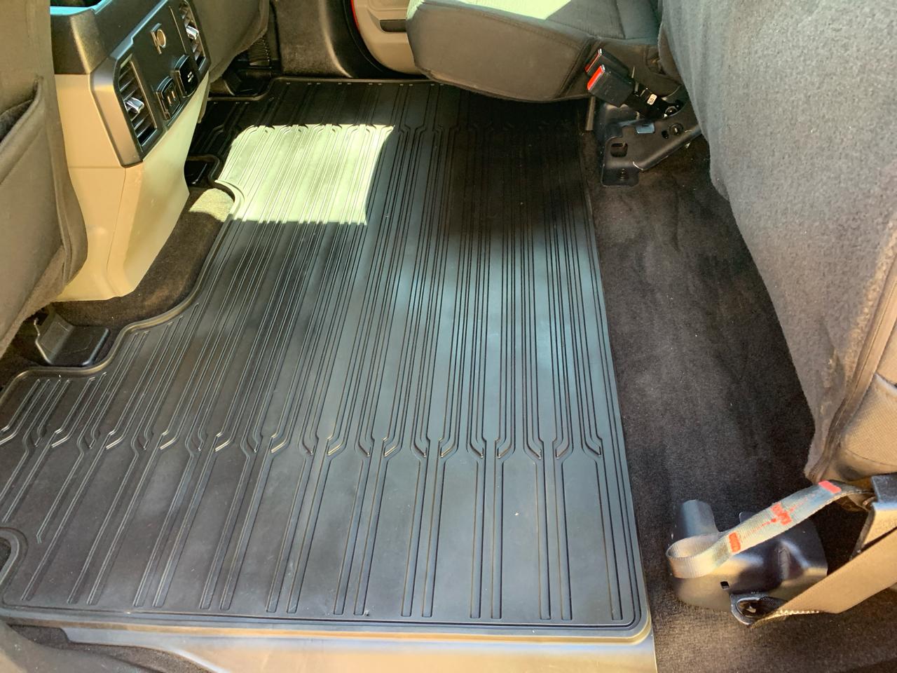 Ford F-150 2WD SuperCrew 145" STX 2020