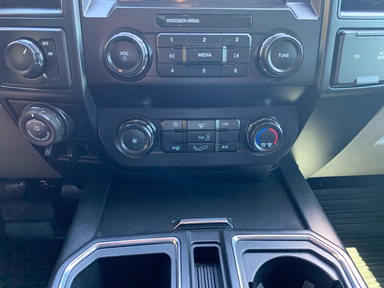 Ford F-150 2WD SuperCrew 145" STX 2020