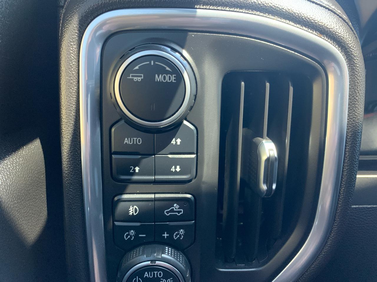 Chevrolet Silverado 2500HD 4WD Crew Cab 159" LT 2022