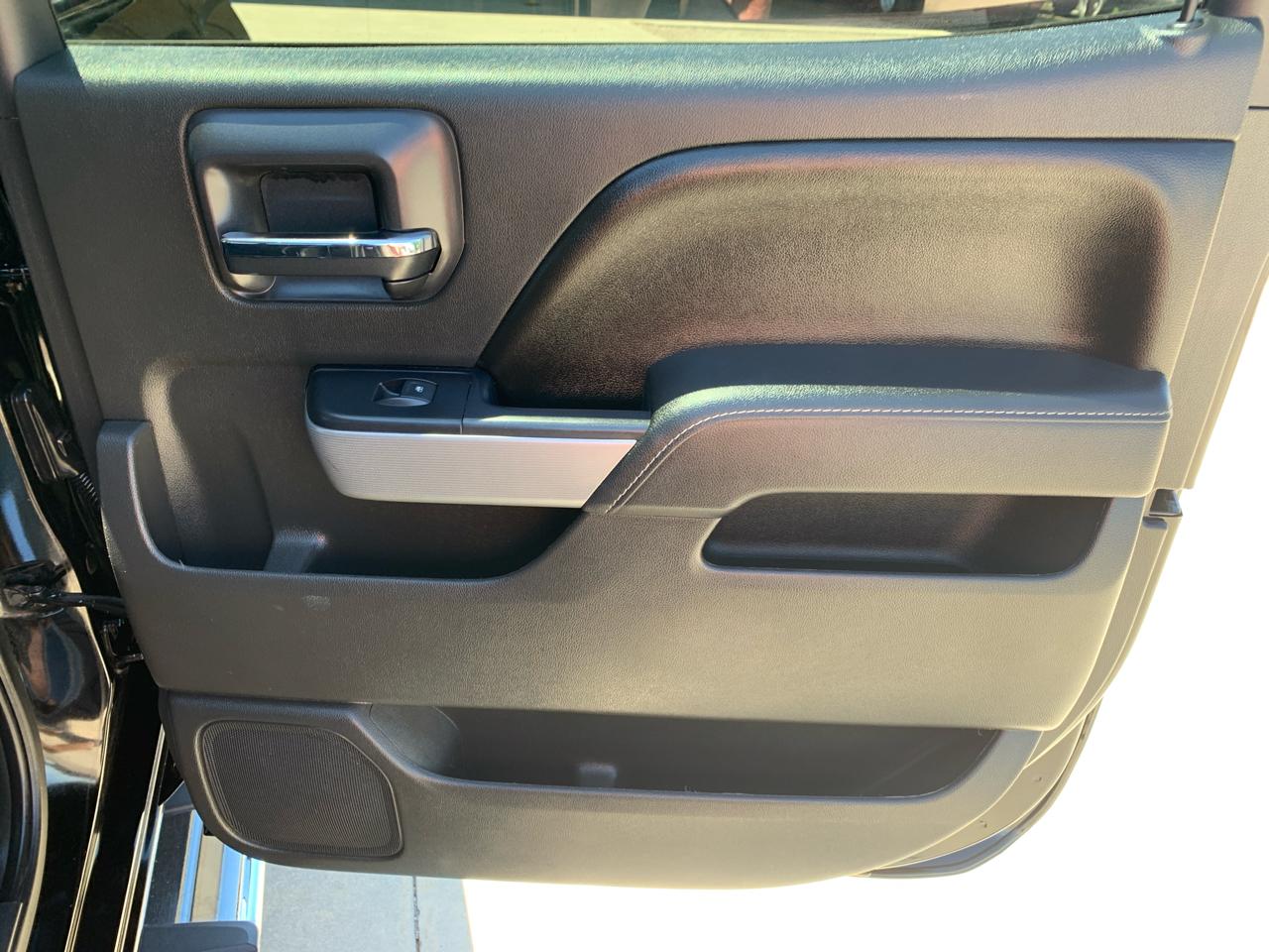 Chevrolet Silverado 1500 4WD Crew Cab 153.0" LTZ w/2LZ 2015